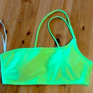 Aerie one shoulder swim top with bra cups. Never been worn.